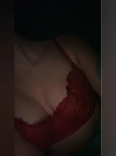 Photo of model @lili_rosa