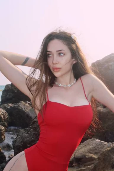 Photo of model @lilia.ss