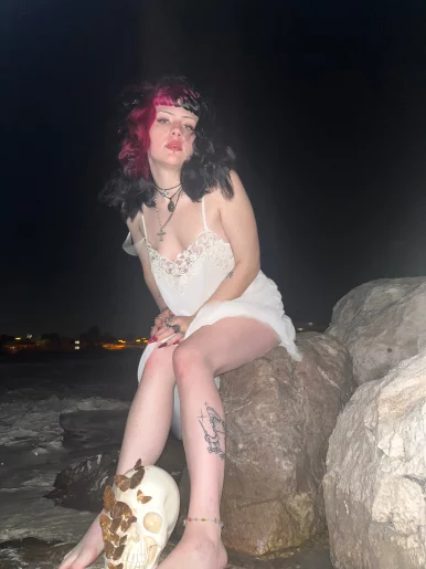 Photo of model @liliththornn