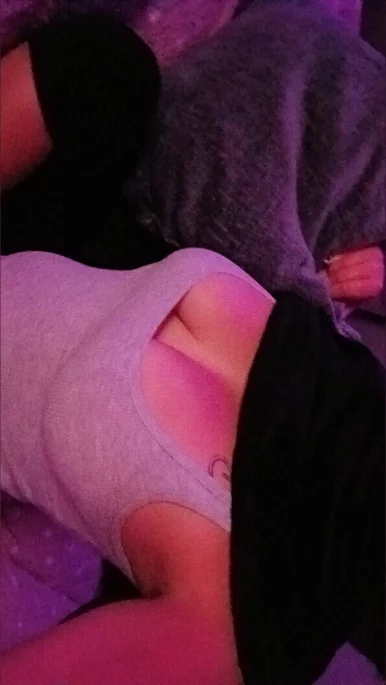 Photo of model @lillly2431