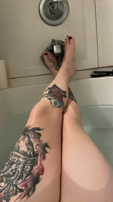 Photo of model @lilymorningstar69