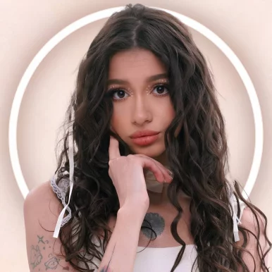 Photo of model @little_jane