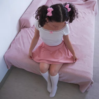 Photo of model @littlepinky140