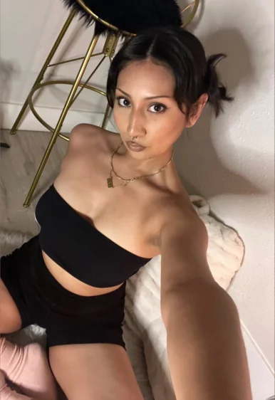 Photo of model @llilagrey