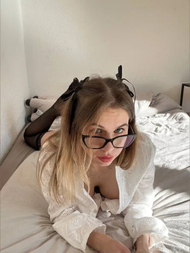 Photo of model @lolabrain