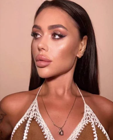 Photo of model @loladivaa