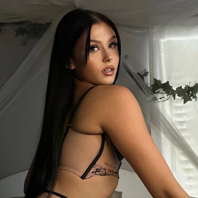 Photo of model @lolareyxo