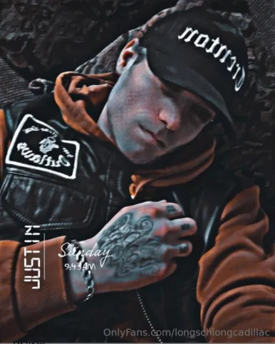 Photo of model @longschlongcadillac