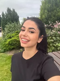 Photo of model @lopesiana