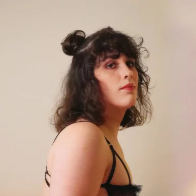 Photo of model @lostinamber