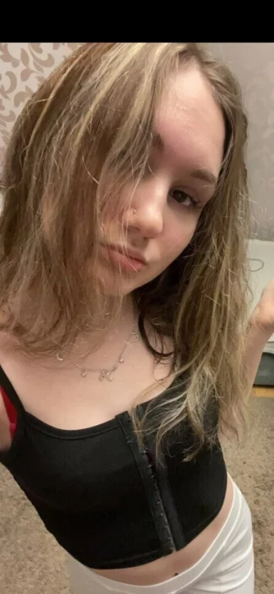 Photo of model @louisajassie