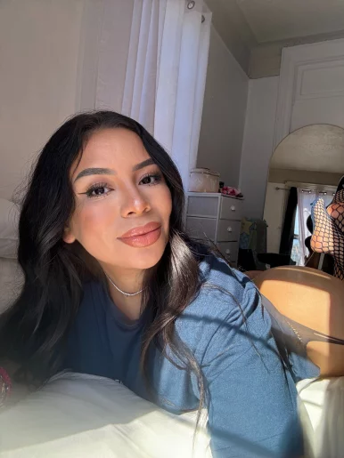 Photo of model @loveelunaaa