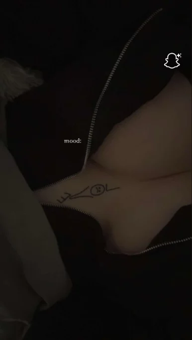 Photo of model @lovely_lea