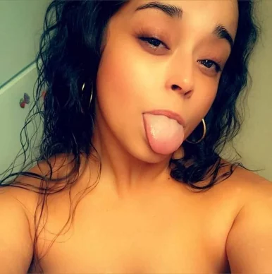 Photo of model @lovergirlfree