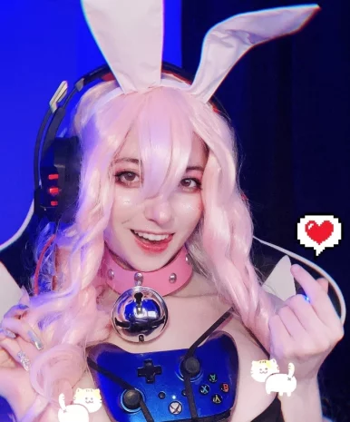 Photo of model @luckycatkira