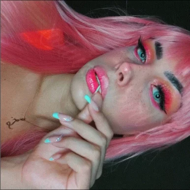 Photo of model @luizadevil