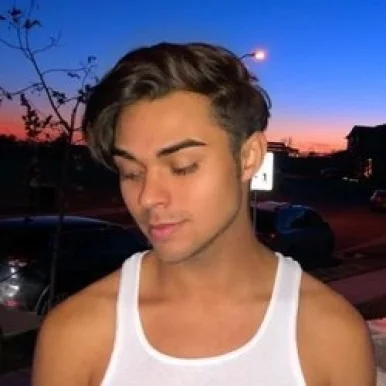 Photo of model @lukeslyfe