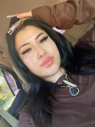 Photo of model @luna4free