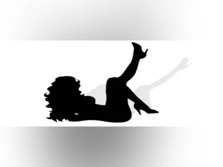 Photo of model @lunablaze212