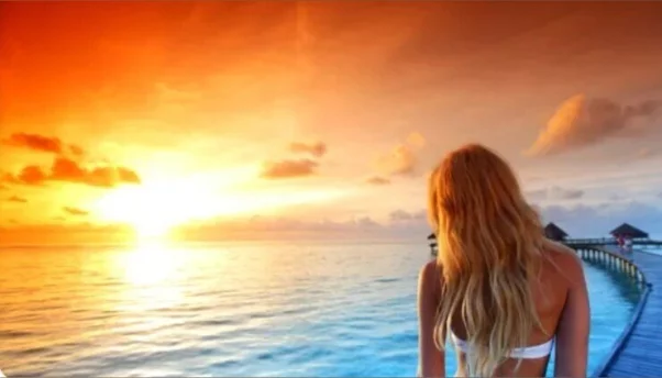 Photo of model @lunavelvett11