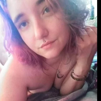 Photo of model @lusty_elyse