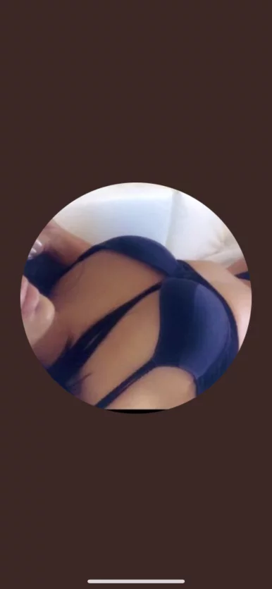 Photo of model @luxurygoddess