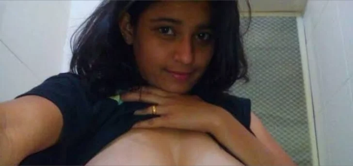 Photo of model @madhuri11