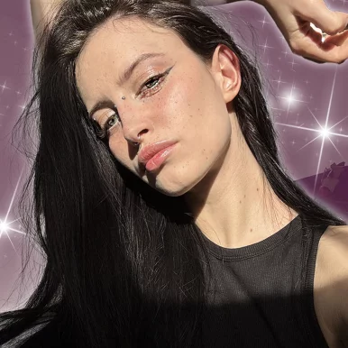 Photo of model @magic_luna_lu