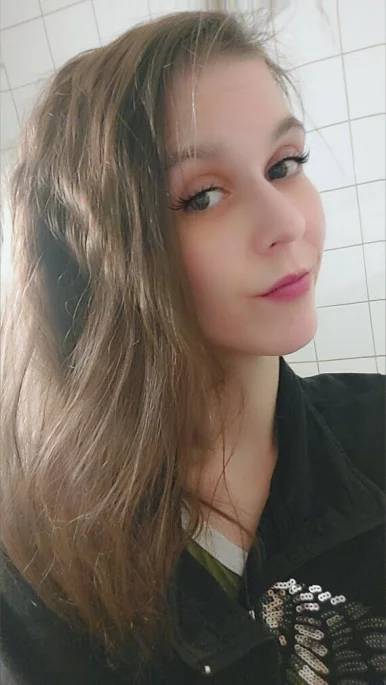 Photo of model @makemeyoursextoy