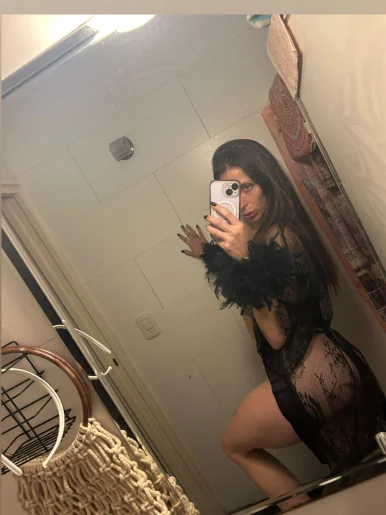 Photo of model @maleeluz