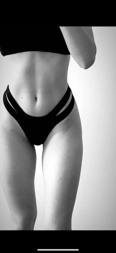 Photo of model @mandy.dee