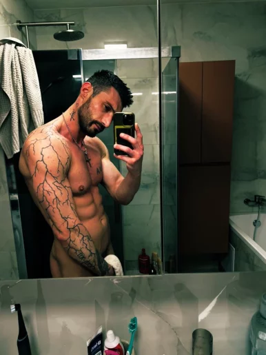 Photo of model @manuelcruzz