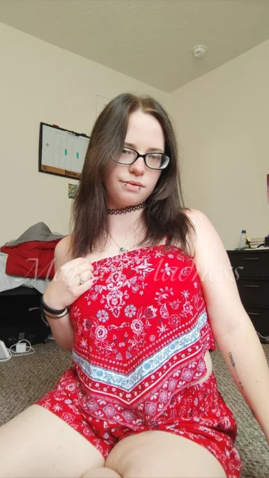 Photo of model @mariah_madnessfree