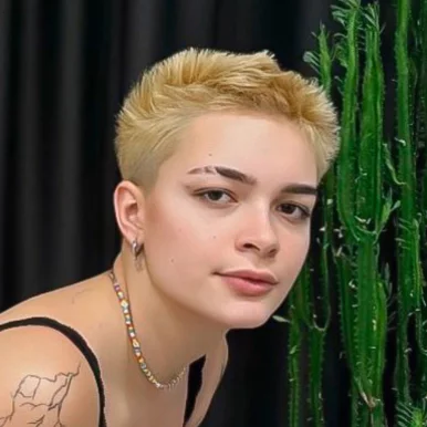 Photo of model @mariesha_marty