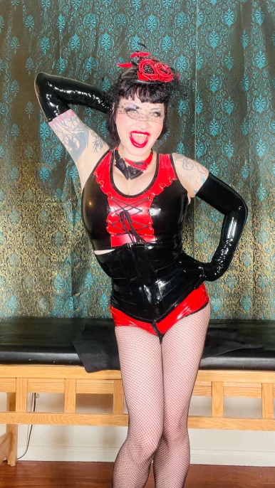 Photo of model @mayasinstress