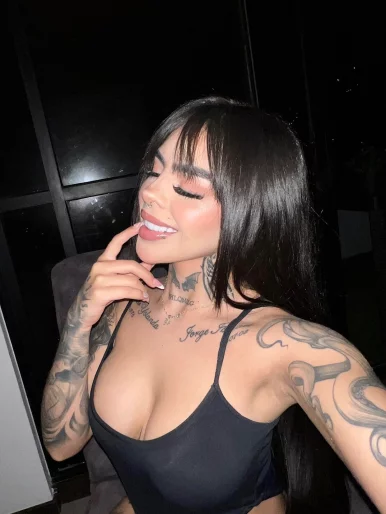 Photo of model @mayrasworld