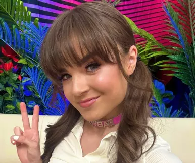 Photo of model @meganmarx