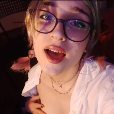 Photo of model @melodyisyours