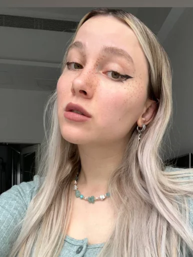 Photo of model @mialure