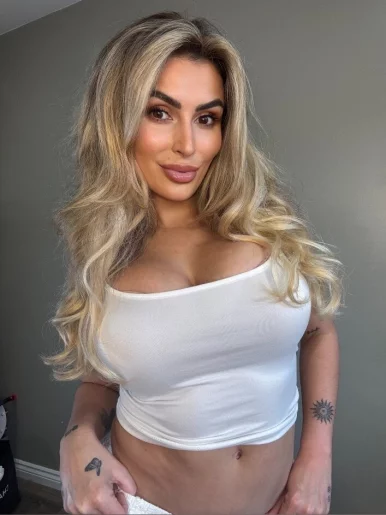 Photo of model @michelleblaketv