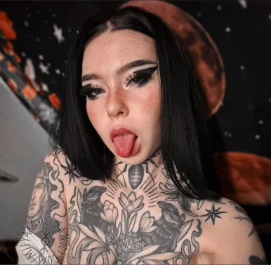 Photo of model @miiyako