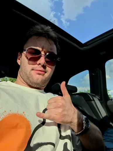 Photo of model @mike_damasc