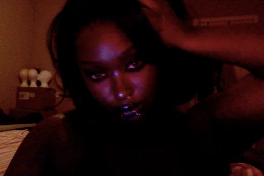 Photo of model @milkykxttxe