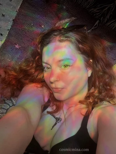 Photo of model @minamerlot