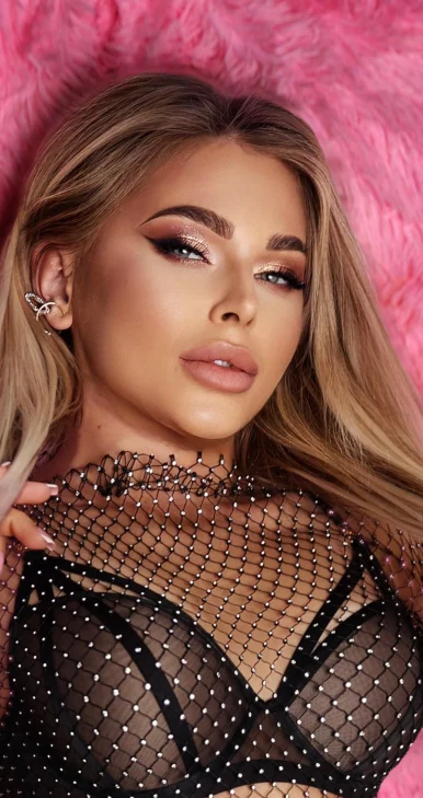 Photo of model @miss_viki