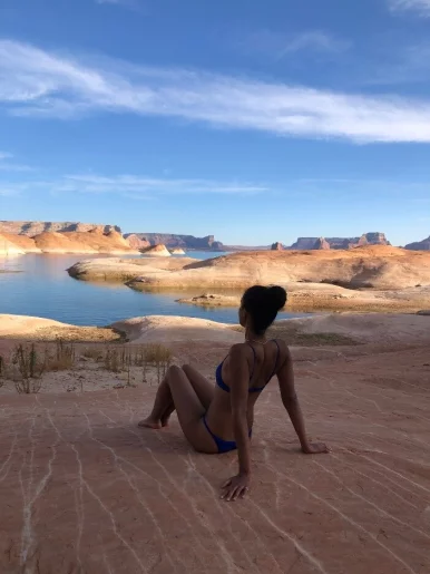 Photo of model @misscovetme