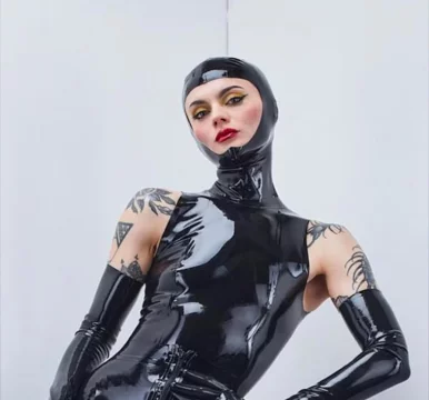 Photo of model @mistress.ae