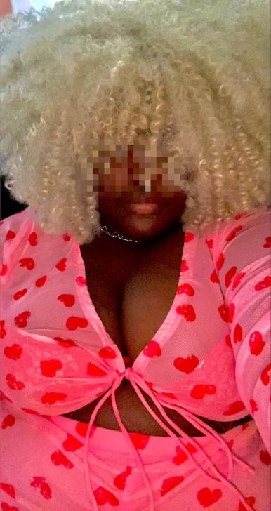 Photo of model @mistressbelle1