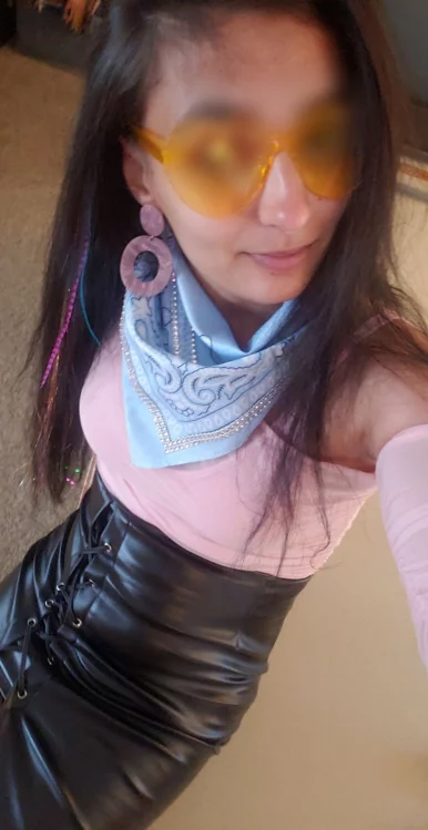 Photo of model @mixedbabex