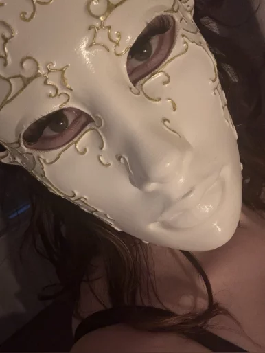 Photo of model @mjolnirsmistress